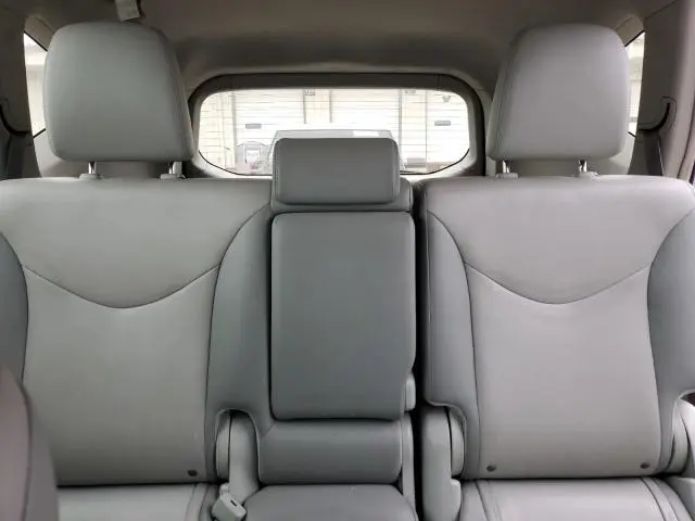 2013 TOYOTA PRIUS V   