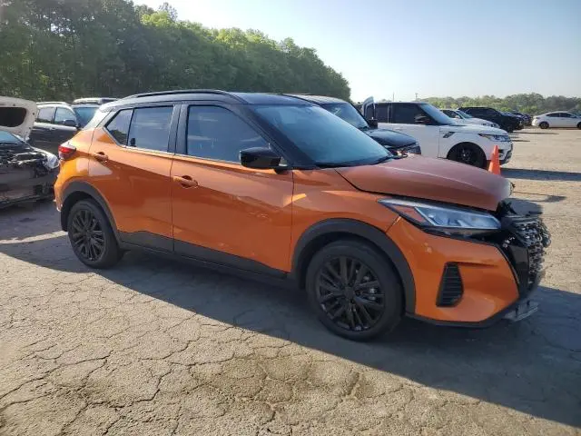 2021 NISSAN KICKS SV  