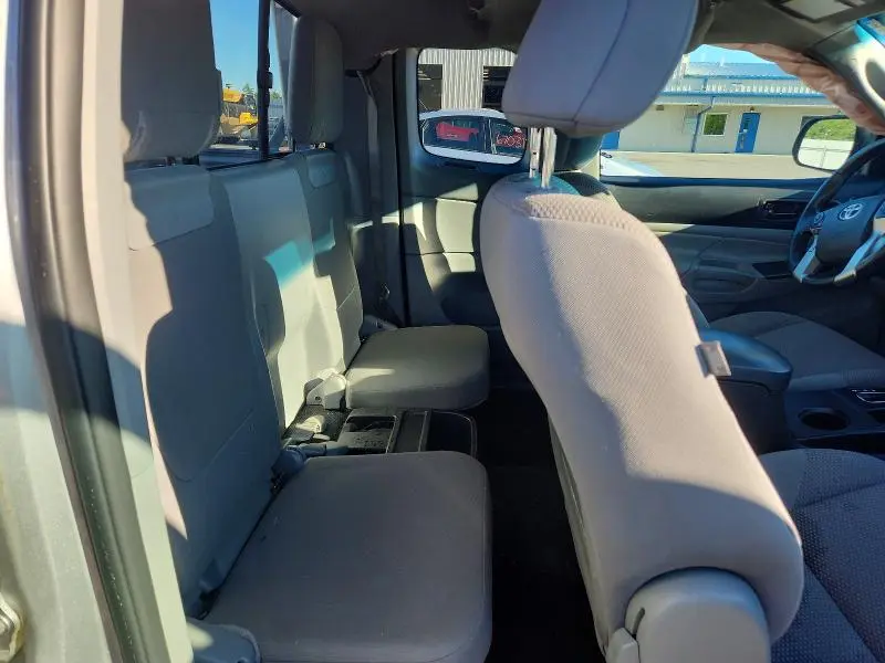 2015 TOYOTA TACOMA V6  