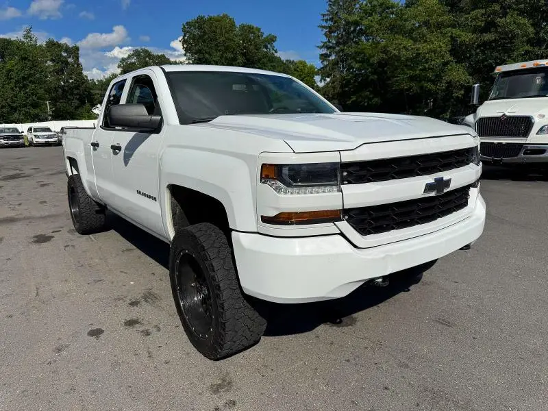2017 CHEVROLET SILVERADO K1500 CUSTOM  