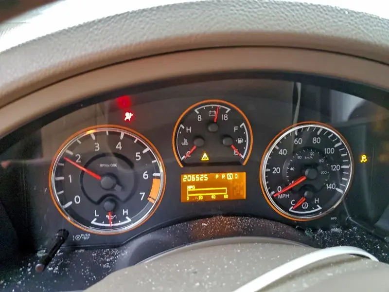 2014 NISSAN ARMADA SV  