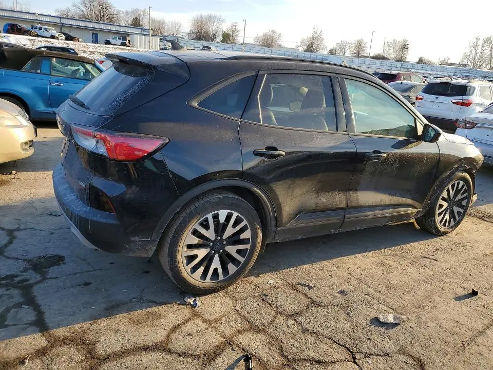 2020 FORD ESCAPE SE SPORT  