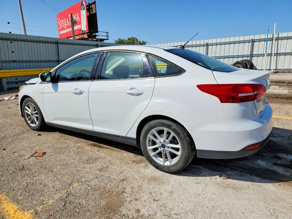 2016 FORD FOCUS SE  