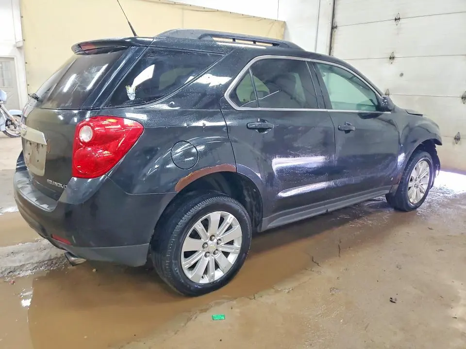 2010 CHEVROLET EQUINOX LT  