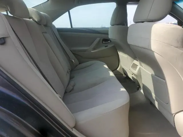 2011 TOYOTA CAMRY BASE  