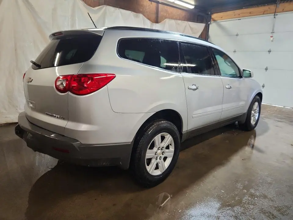 2012 CHEVROLET TRAVERSE LT  
