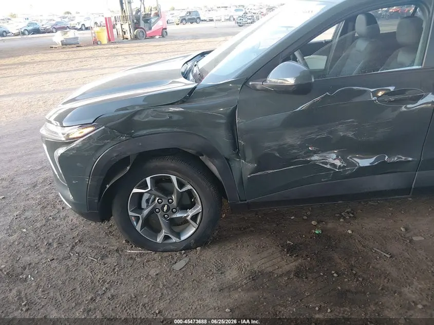 2025 CHEVROLET TRAX FWD LT