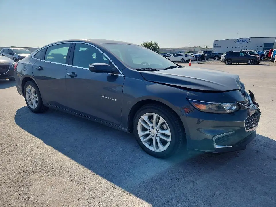 2017 CHEVROLET MALIBU LT  