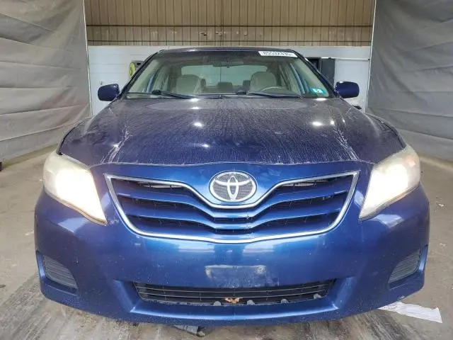 2011 TOYOTA CAMRY BASE  