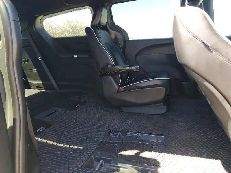2023 CHRYSLER PACIFICA HYBRID LIMITED  