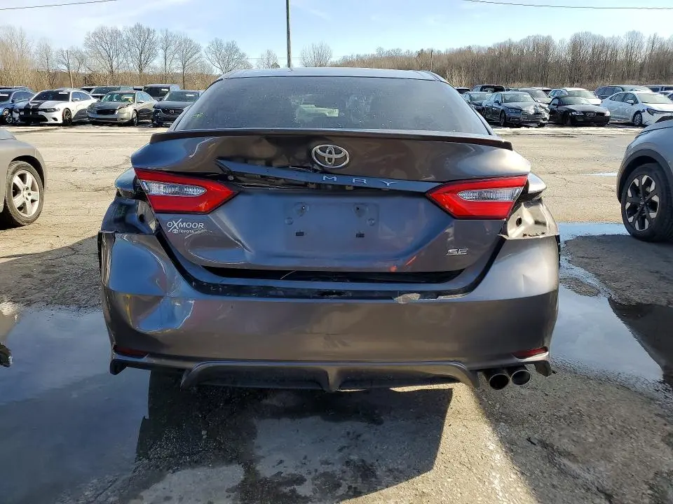 2018 TOYOTA CAMRY   