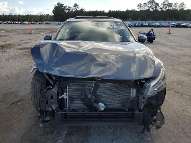 2022 NISSAN ALTIMA SV  