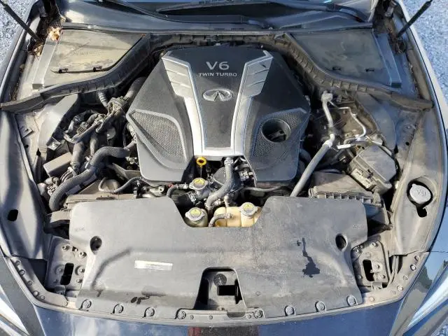 2018 INFINITI Q50 LUXE  