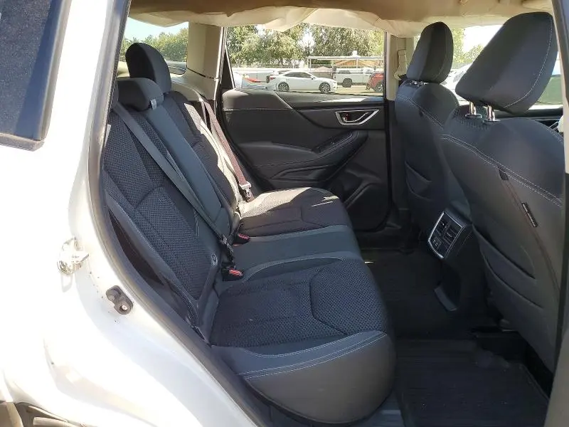2019 SUBARU FORESTER PREMIUM  