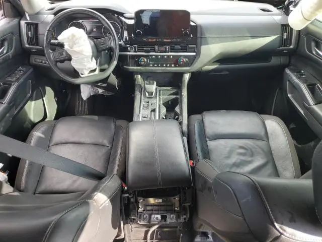 2023 NISSAN PATHFINDER SL  