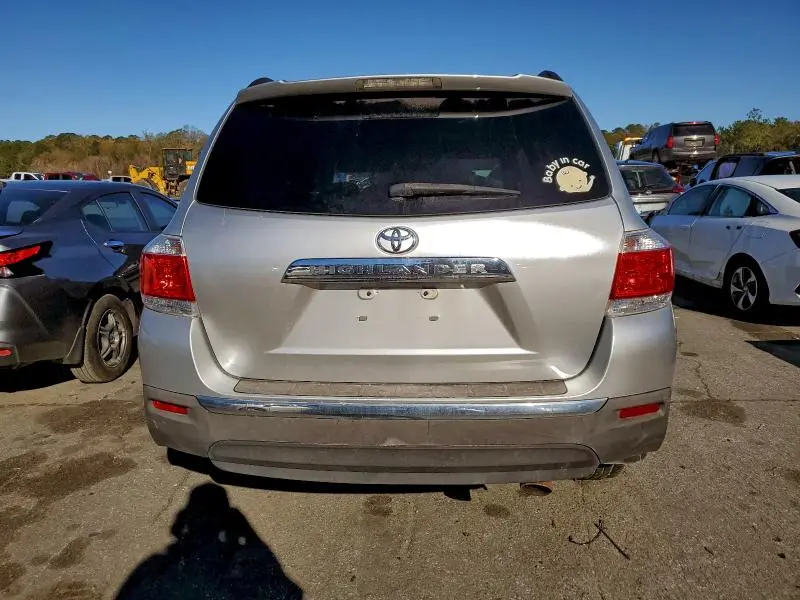 2011 TOYOTA HIGHLANDER BASE  