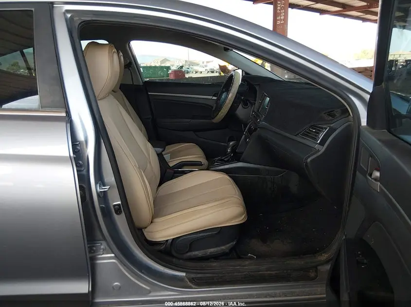 2017 HYUNDAI ELANTRA LIMITED