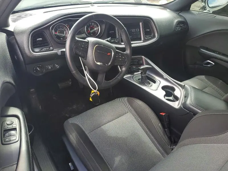 2015 DODGE CHALLENGER SXT  