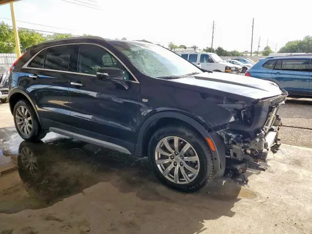 2022 CADILLAC XT4 PREMIUM LUXURY  