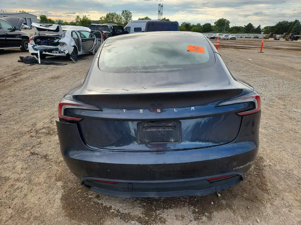 2025 TESLA MODEL 3   