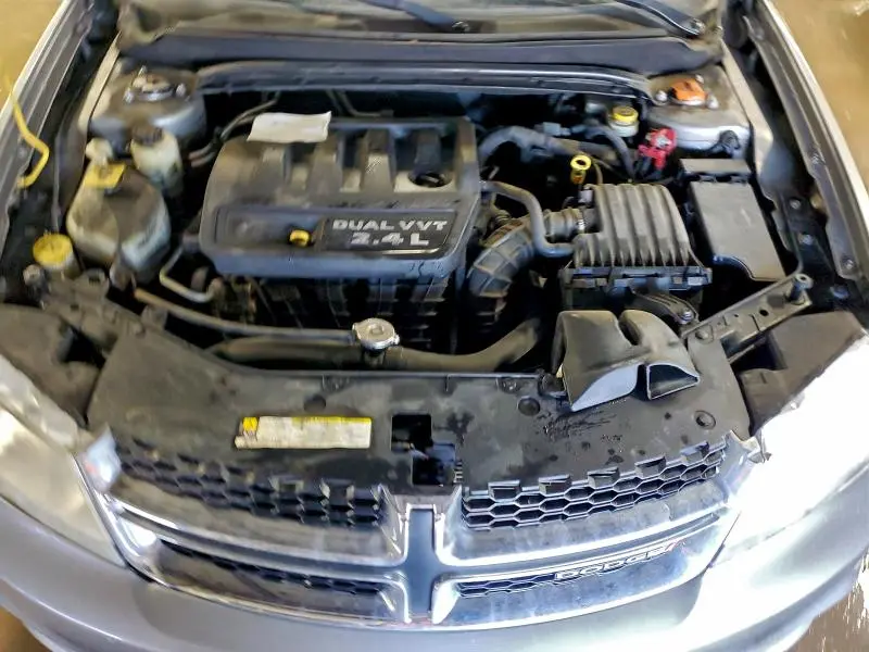 2013 DODGE AVENGER SE  