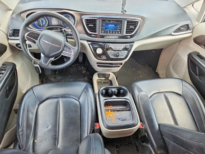 2021 CHRYSLER VOYAGER LXI  