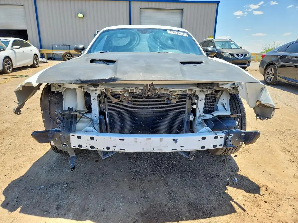 2019 DODGE CHALLENGER SXT  