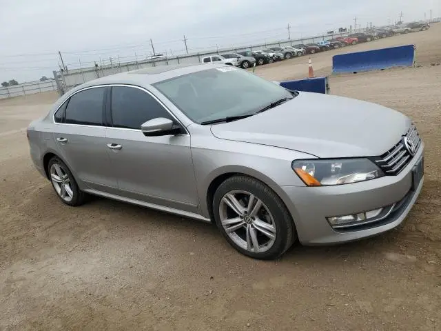 2013 VOLKSWAGEN PASSAT SEL  