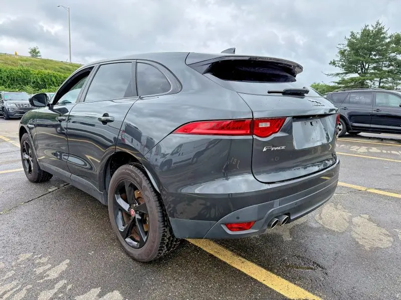 2017 JAGUAR F-PACE PRESTIGE  