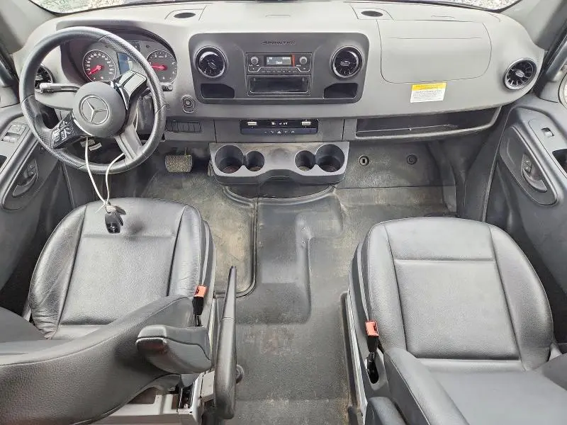 2025 MERCEDES-BENZ SPRINTER 2500  