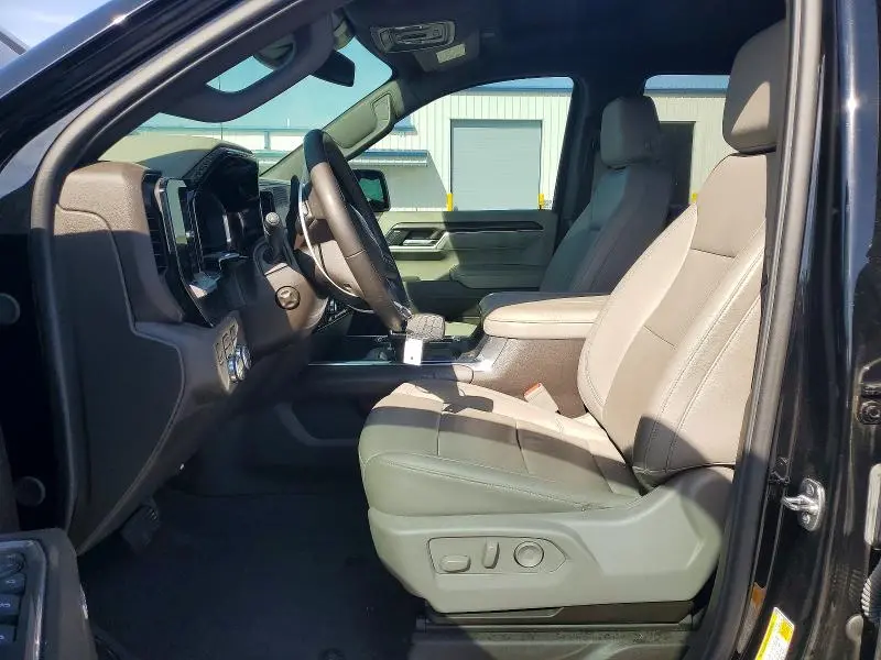 2024 GMC SIERRA K1500 SLT  