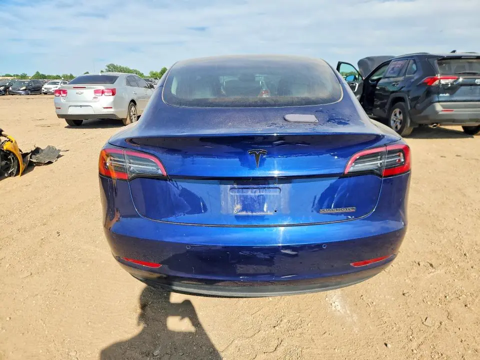 2018 TESLA MODEL 3   