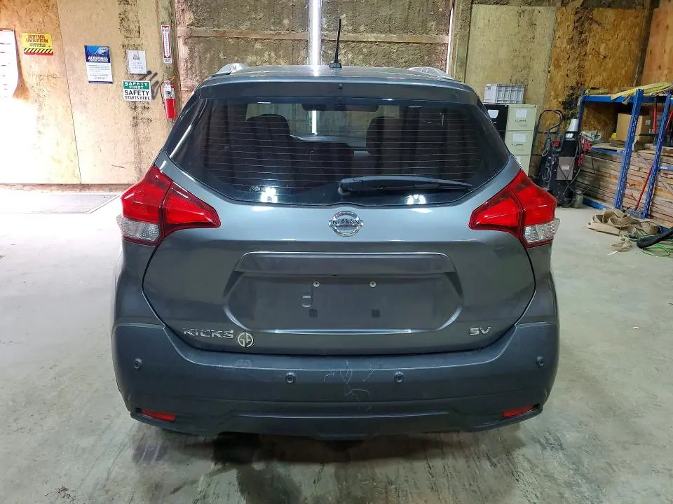 2020 NISSAN KICKS SV  