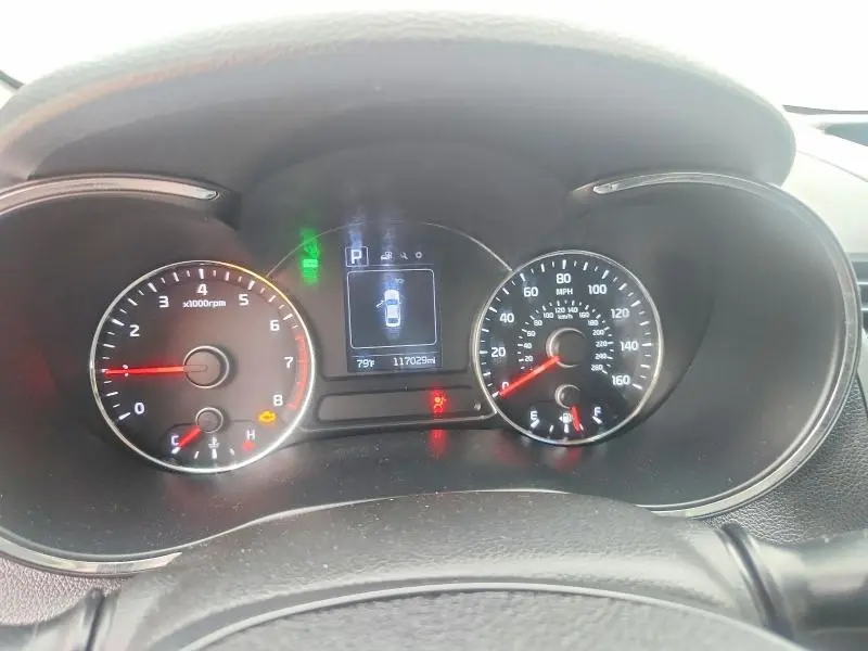 2017 KIA FORTE LX  