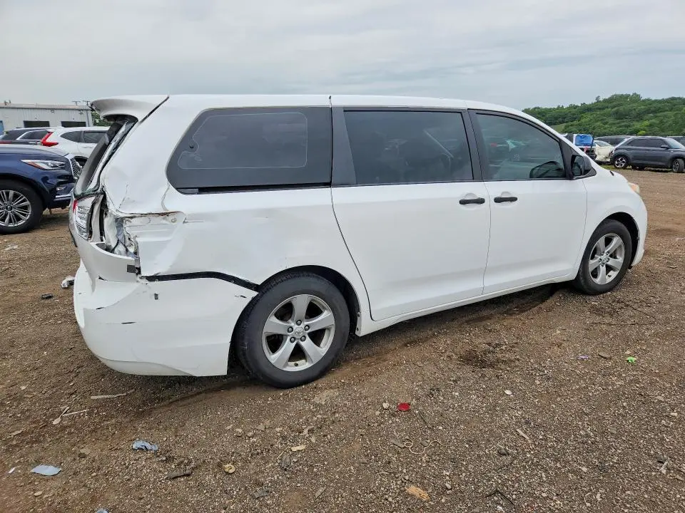2012 TOYOTA SIENNA BASE 7-PASSENGER  