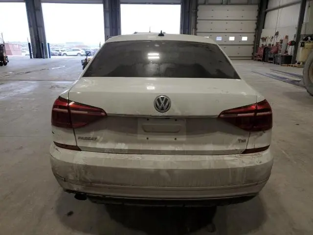 2017 VOLKSWAGEN PASSAT R-LINE