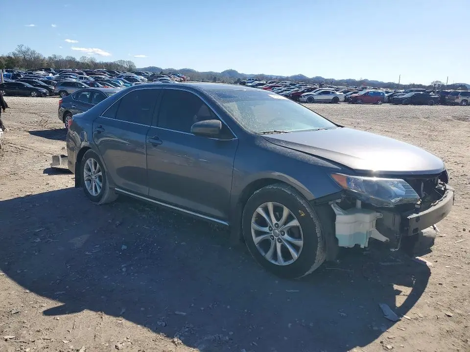 2014 TOYOTA CAMRY LE  