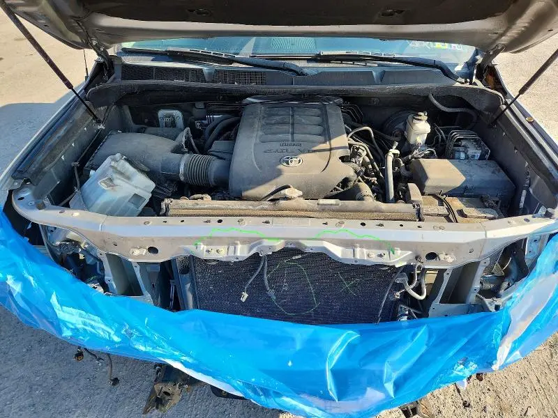 2019 TOYOTA TUNDRA SR5  