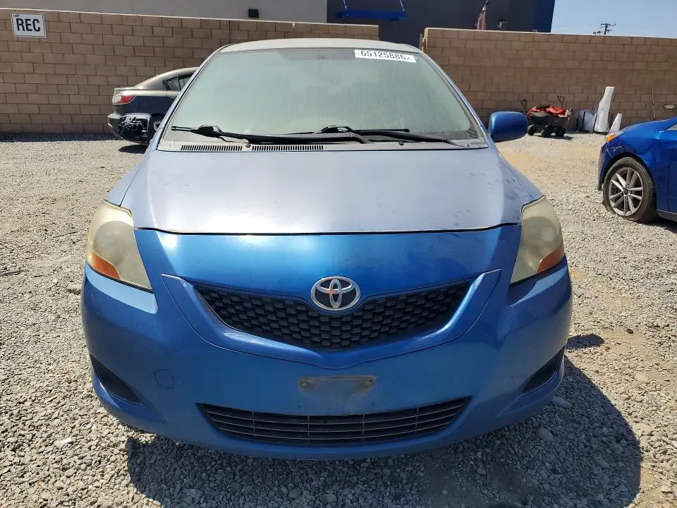2010 TOYOTA YARIS BASE  