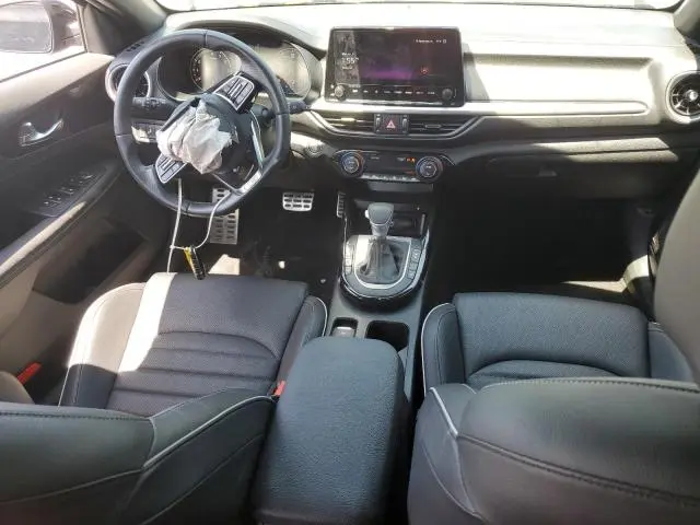2024 KIA FORTE GT LINE  