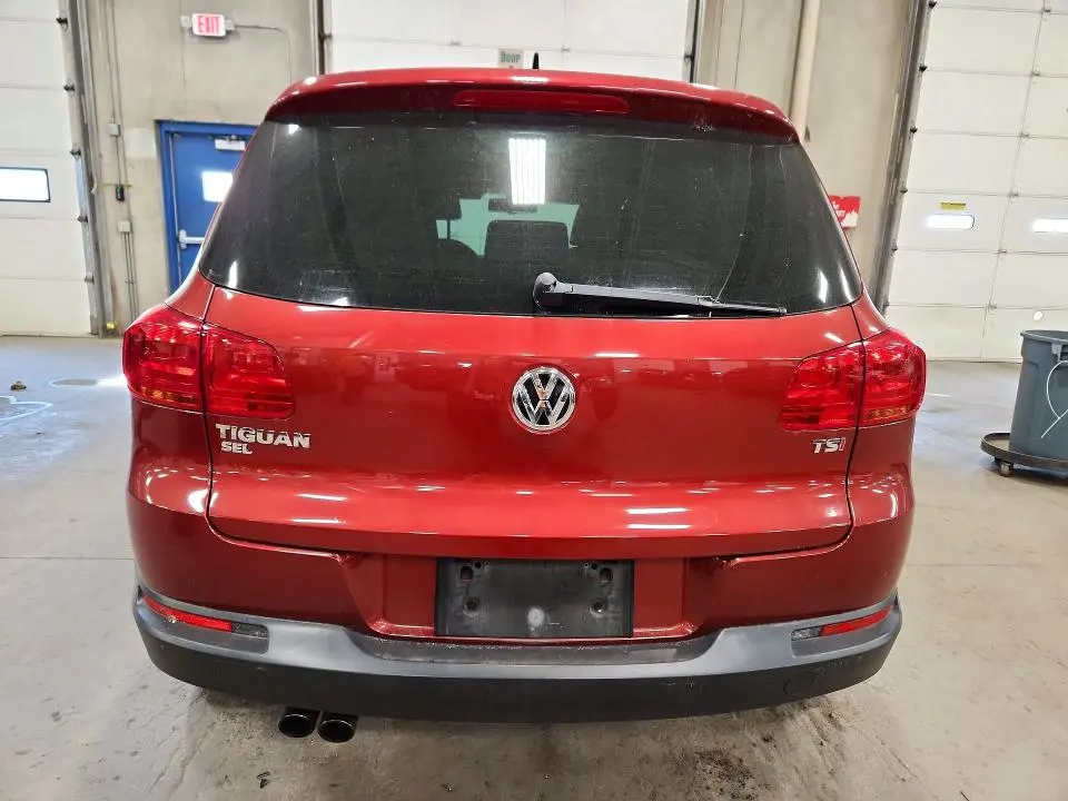 2016 VOLKSWAGEN TIGUAN S  