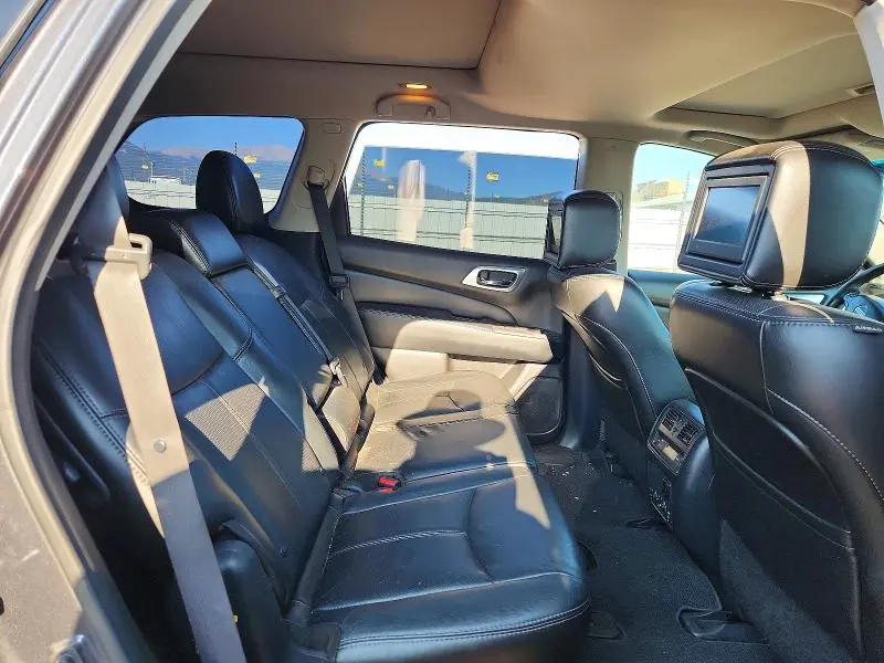 2014 NISSAN PATHFINDER S  