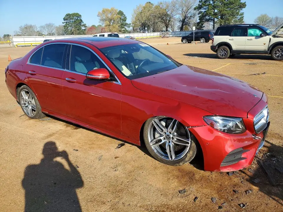 2019 MERCEDES-BENZ E 300  