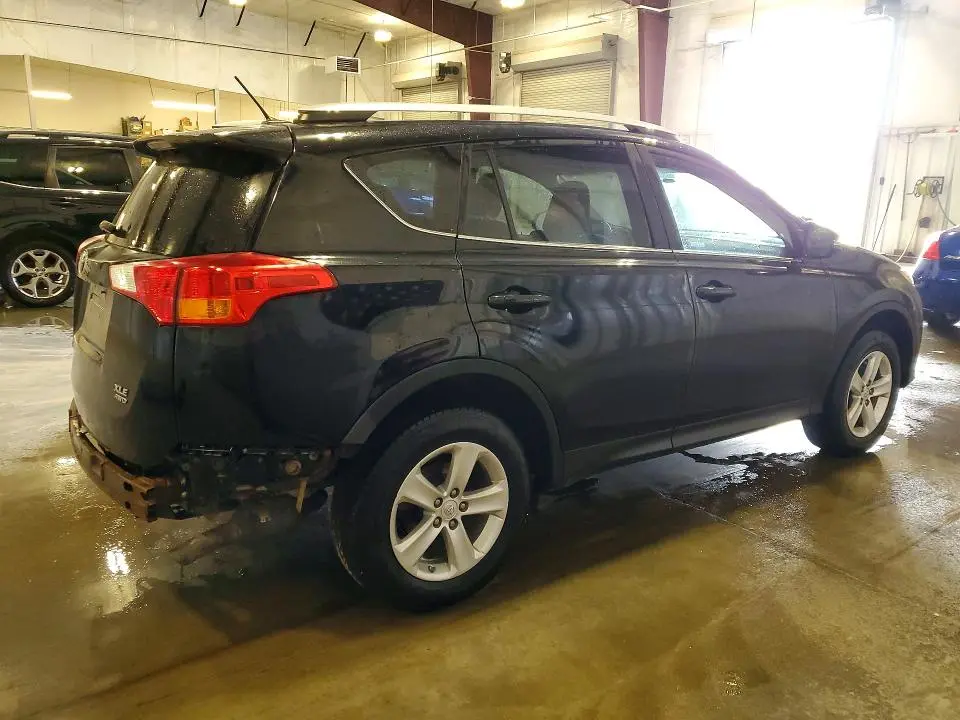 2014 TOYOTA RAV4 XLE  