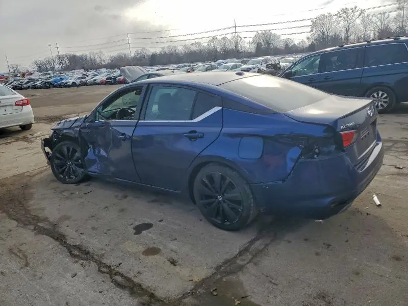 2021 NISSAN ALTIMA SR  