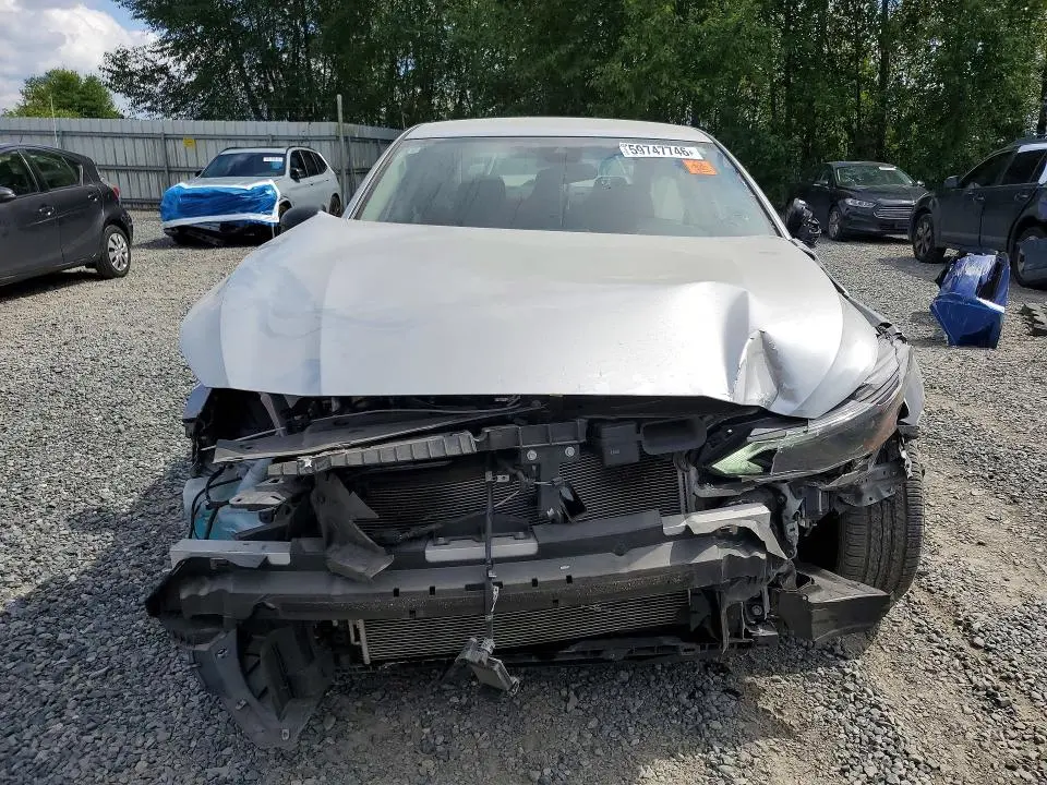 2024 NISSAN ALTIMA SV  