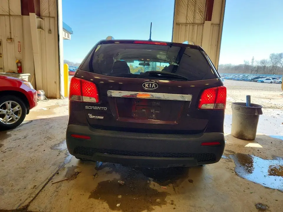 2012 KIA SORENTO LX  