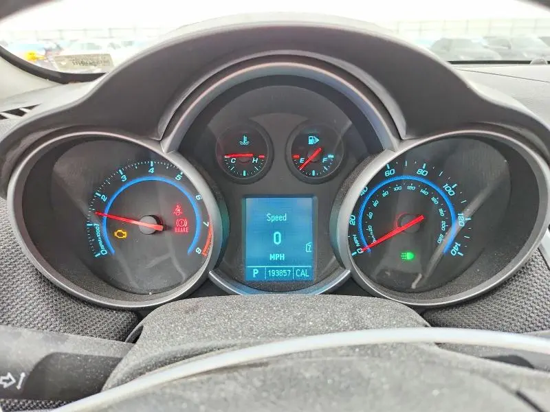 2011 CHEVROLET CRUZE LT  