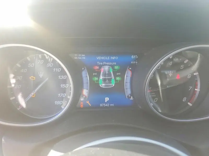 2017 MASERATI LEVANTE SPORT  