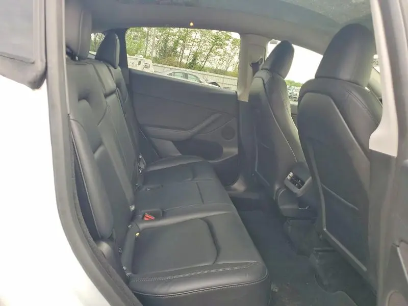 2025 TESLA MODEL Y   